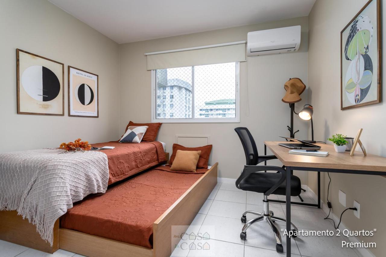 2 Quartos Com Varanda A 300m Riocentro Wi-fi 120mbps E Cozinha Completa - Com Piscina, Estacionamento, Portaria 24h E Parquinho Infantil - Indicado Grupos, A Trabalho E Criancas Hébergement de vacances
