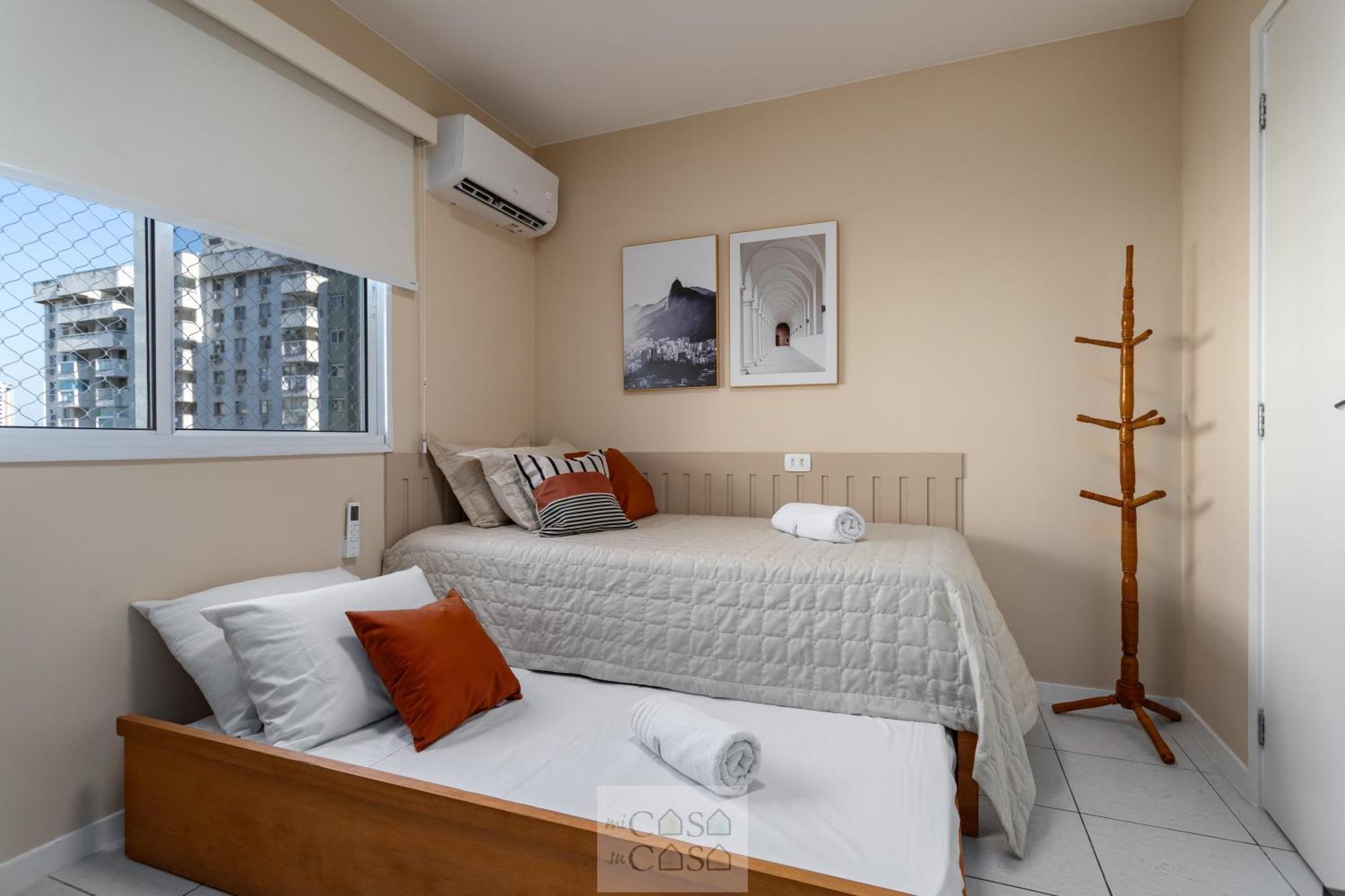 2 Quartos Com Varanda A 300m Riocentro Wi-fi 120mbps E Cozinha Completa - Com Piscina, Estacionamento, Portaria 24h E Parquinho Infantil - Indicado Grupos, A Trabalho E Criancas *